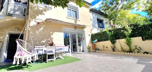 MAISON APPARTEMENT TOUT CONFORT À 10mn des plages