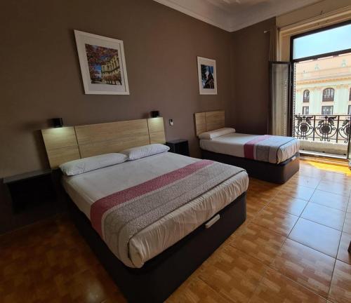 Hostal Miami