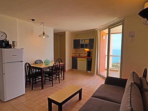 Studio climatisé avec vue mer, piscine et parking - FR-1-472A-134