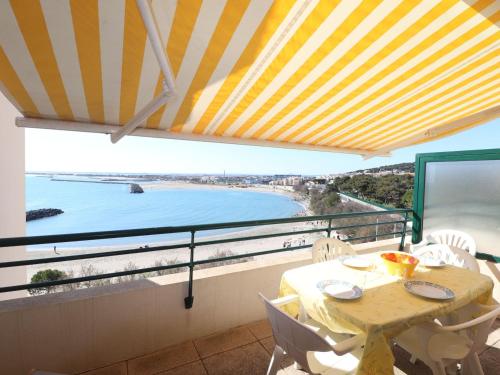 Appartement 2 pièces avec terrasse face plage du Lazaret - 2 clévacances - FR-1-472A-157