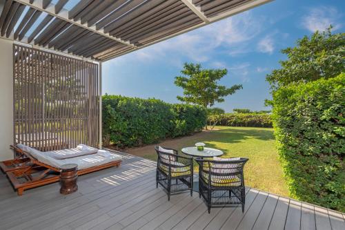 Giardino di Al Zorah Beach Resort