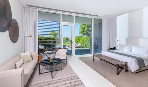  The Oberoi Beach Resort, Al Zorah -  Room  picture :   Tea/Coffee maker    Minibar    Safety deposit box                 