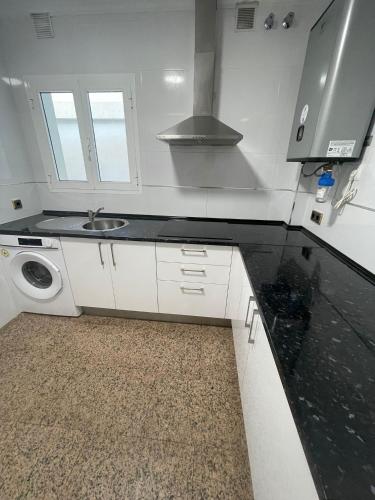 Encantadora Habitación Privada cerca del mar