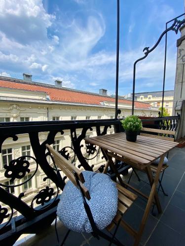 Fotografia z galérie ubytovania Deluxe Downtown Apartment with a Fabulous View v Budapešti