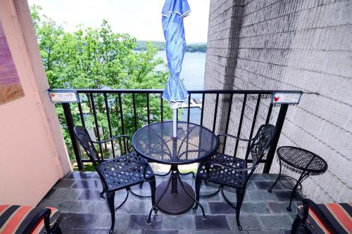 706H Studio Loft One Bath – Photos 2