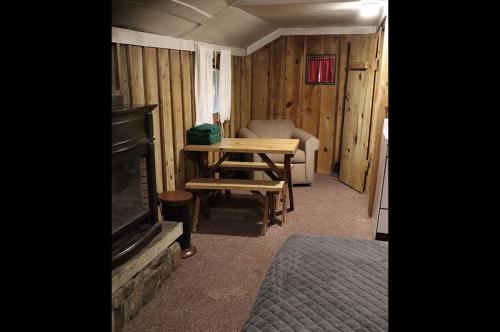 Studio Cabin #2 – Photos 2