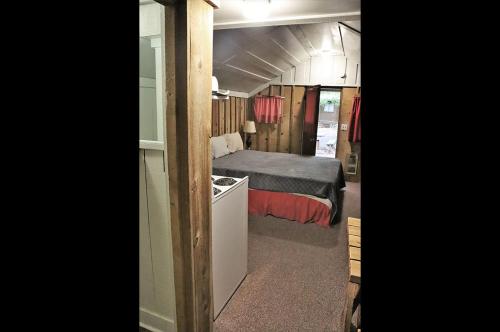 Studio Cabin #2 – Photos 4