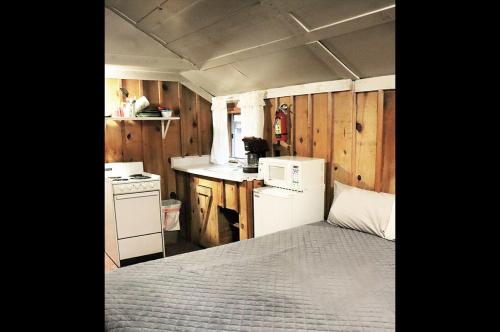 Studio Cabin #2 – Photos 5