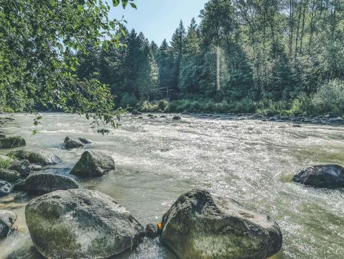 Riverwoods Lodge – Photos 2