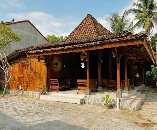 Griyo Jawi – Cabins & Pool