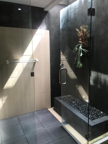 Koupelna v ubytování Nyoman Homestay Ubud