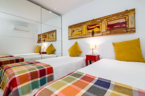 Gallery image of T2 Tiles Apartment Estoril in Estoril