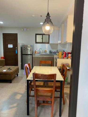 Kuchyň nebo kuchyňský kout v ubytování VIVERE CONDOMINIUM
