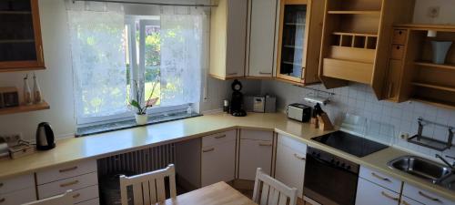 Kuchyň nebo kuchyňský kout v ubytování Stilvolles Apartment "Romantic"