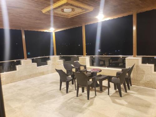 Χώρος καθιστικού στο Furnished house بيت مفروش ابو فارس