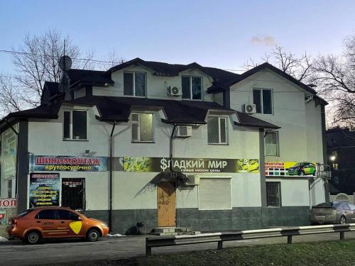 Bangunan di mana terletaknya motel