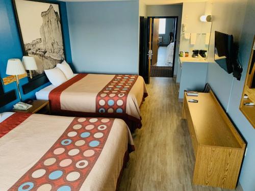 Super 8 by Wyndham Crete – Photos 4