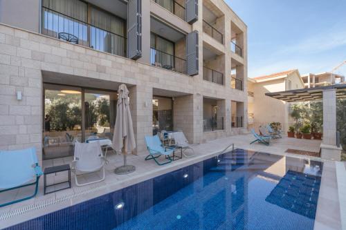 Gallery image of Hotel Eleven in Petrovac na Moru