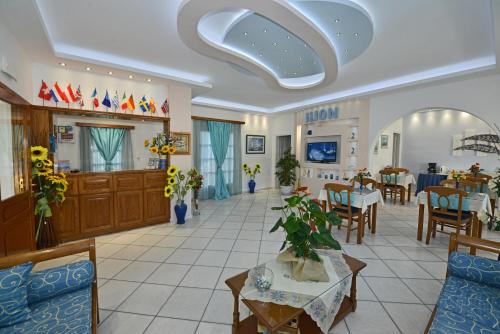 Restoran ili neka druga zalogajnica u objektu Ilion Hotel