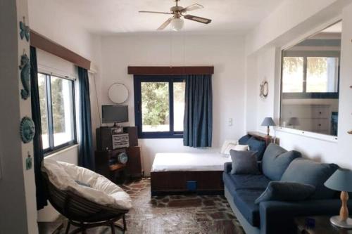 Postel nebo postele na pokoji v ubytování Blue Vista-Ikaria
