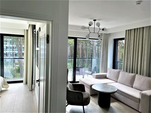 Χώρος καθιστικού στο ApartamentyRogowo Com
