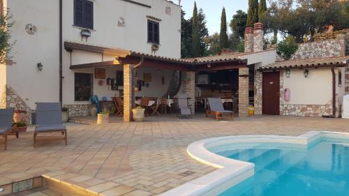 Piscina en o cerca de B&B A Robba de Pupi