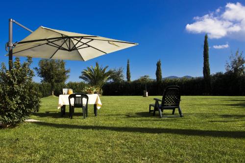Jardín al aire libre en Agriturismo Ferruggini