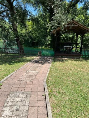  Kuca Delić -  Room  picture :   Shower    TV    Air conditioning                           