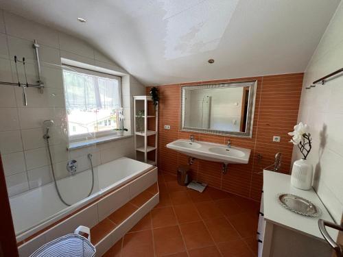 Koupelna v ubytování Penthouse Brixen