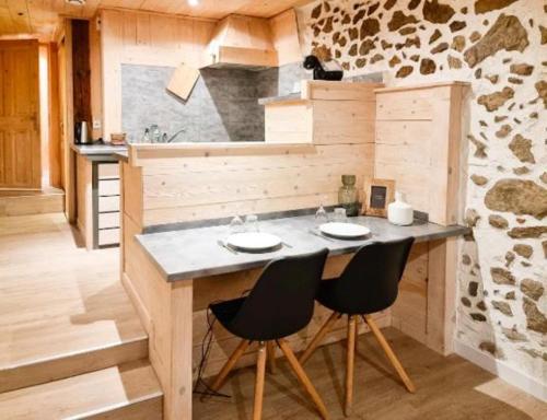 Kuchyňa alebo kuchynka v ubytovaní Le Vénitien - Vieille Ville d'Annecy - Majord'Home