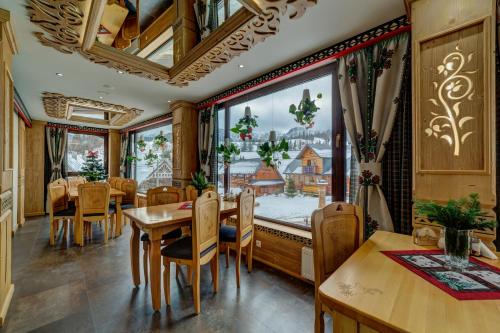Posedenie v ubytovaní Wellness Resort Kamzík