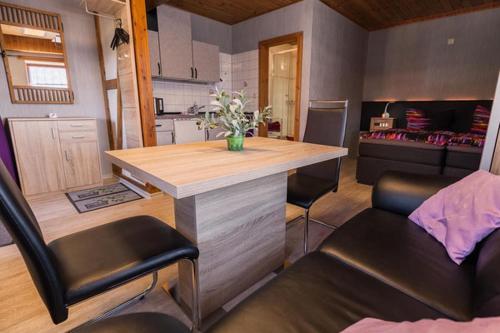 Dapur atau dapur kecil di Apartments "Vier Napoleonslinden"