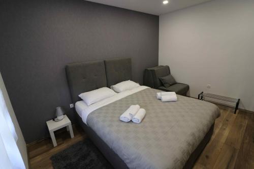 Katil atau katil-katil dalam bilik di FORUM apartmani i sobe