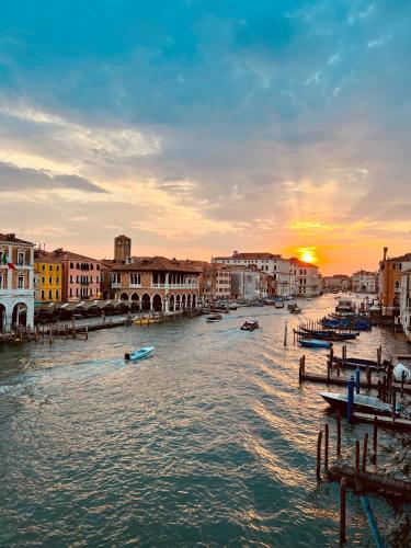 Locanda Leon Bianco on the Grand Canal photo 23