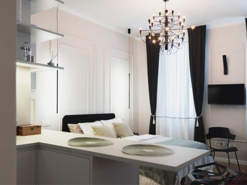 Downtown Beauty Twins Apartment