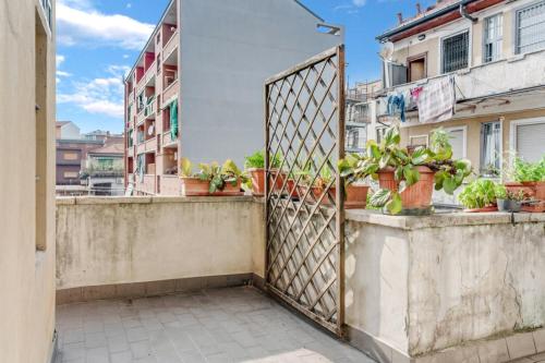 MO1 - Wonderful apartment with terrace -