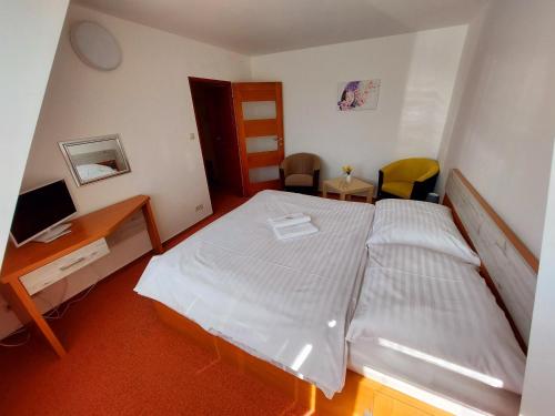 Gallery image of Agrohotel Tri Brezy in Hruštín