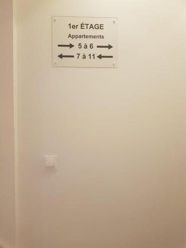 Fotografie z fotogalerie ubytování 07 - Joli studio tout équipé avec clim, vue sur jardin, parking privatif gratuit, grand fourgon possible, tout le linge de maison est fourni v destinaci Razac-sur-lʼIsle