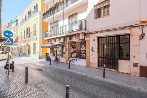 San Vicente -OASIS DE PAZ EN EL CORAZÓN DE SEVILLA 3 HAB - 2 Baños WIFI AC