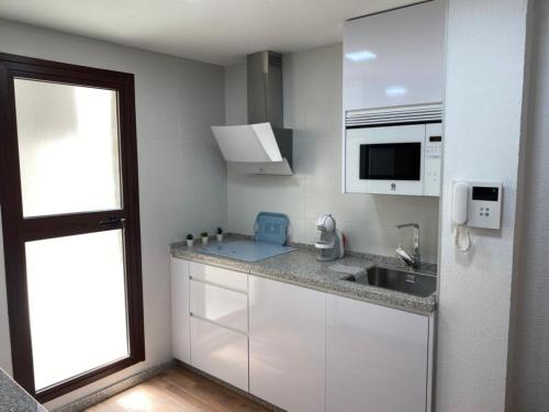 Almansa Flat 14
