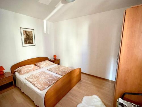 Fotografie z fotogalerie ubytování Apartments Leo v destinaci Petrcane