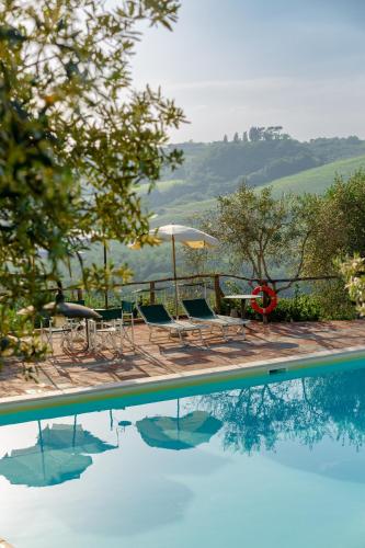 Πισίνα στο ή κοντά στο Agriturismo Montalbino