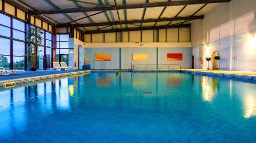 Bazén v ubytování Great National Hotel Ballina nebo v jeho okolí