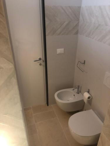 Bilik mandi di Cà sotto l’arco