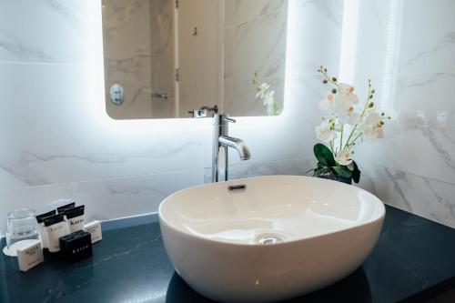 Bilik mandi di The Fitzwilton Hotel