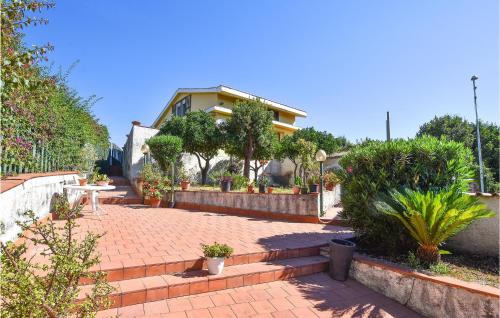 Stunning Home In Acireale With Wifi And 3 Bedrooms