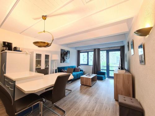 Appartement rénové avec balcon, proche pistes et commerces, 6 pers, Flaine Forum - FR-1-425-47