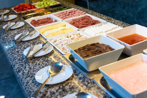 Mad på hotellet eller i nærheden