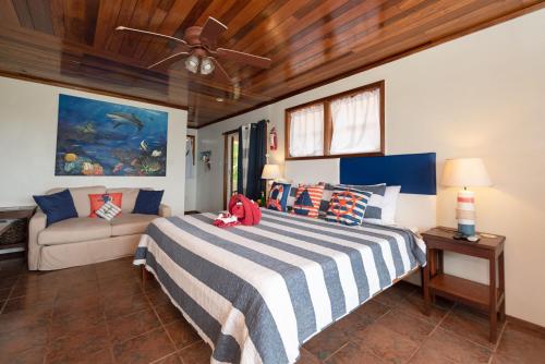 Postel nebo postele na pokoji v ubytování Bella Vista Resort Belize