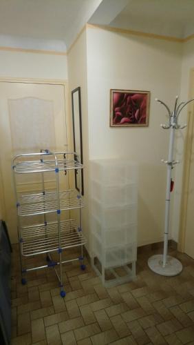 Ванна кімната в Appartement 48 m2 avec jardin au rdc dans villa à 5 min à pied des Thermes de Vernet-les-Bains, location de samedi à samedi